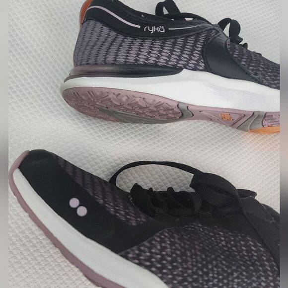 Ryka Graphite sneakers PERFORMANCE TECH: Exceptional cushioning - Picture 10 of 14